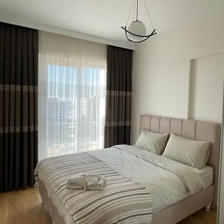 Apartment Cozy Modern Apt Kepez, *
